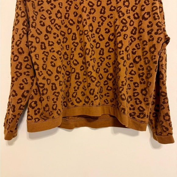 2/$15 Time and Tru - Brown Leopard Print Long Sleeve Sweatshirt Size Small - Picture 4 of 7